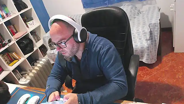 ravingr4d4 online show from 1, 2, 2026