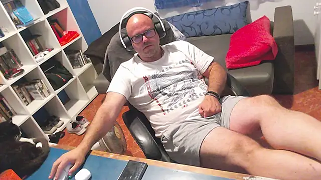 Snapshot of ravingr4d4 chatting on 15, 6, 2026 ravingr4d4 online show from 15, 6, 2026