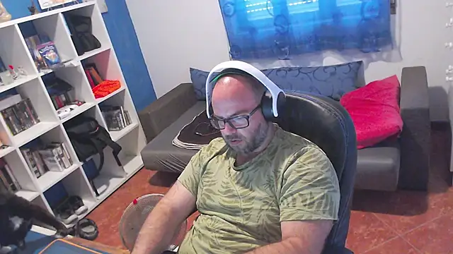 Snapshot of ravingr4d4 chatting on 29, 6, 2026 ravingr4d4 online show from 29, 6, 2026