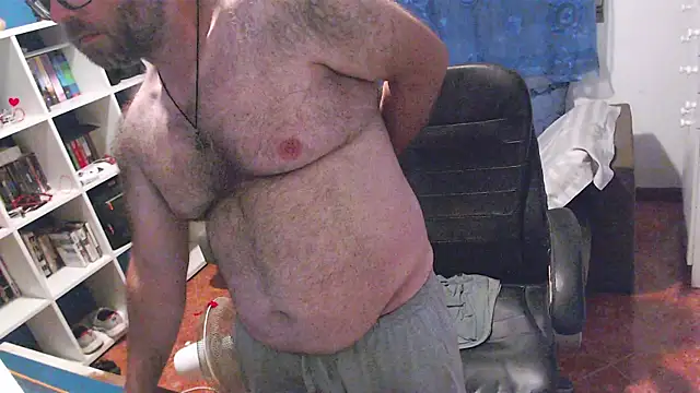 Snapshot of ravingr4d4 chatting on 6, 7, 2026 ravingr4d4 online show from 6, 7, 2026