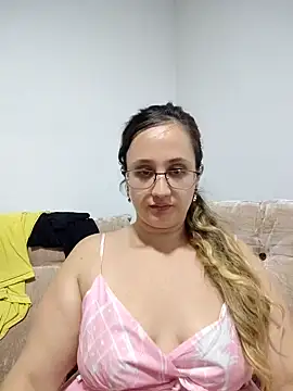 Karol and David hotcouple online show from 2, 3, 2025
