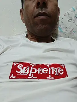 Snapshot of Mimo1402 chatting on 27, 10, 2025 Mimo1402 online show from 27, 10, 2025