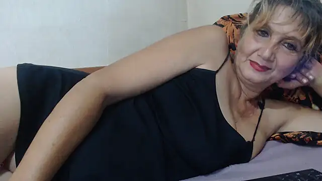 Snapshot of Andra_Love chatting on 8, 9, 2025 Andra Love online show from 8, 9, 2025