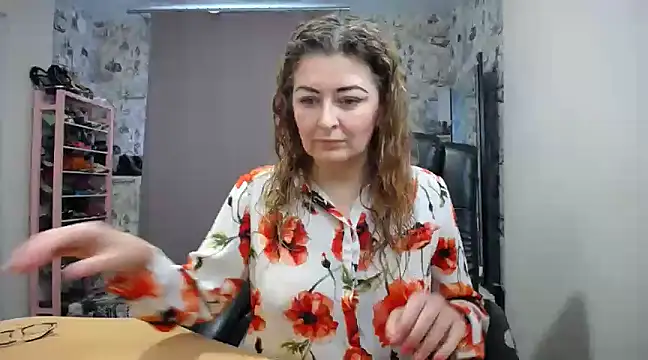 Snapshot of Helen1974 chatting on 17, 2, 2025 Helen1974 online show from 17, 2, 2025