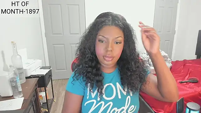 demi xoxo online show from 18, 11, 2025