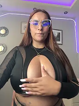 Snapshot of Seized_lust chatting on 9, 1, 2025 Seized lust online show from 9, 1, 2025