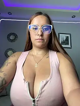 Snapshot of Seized_lust chatting on 24, 1, 2025 Seized lust online show from 24, 1, 2025