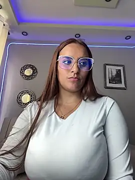 Snapshot of Seized_lust chatting on 6, 2, 2025 Seized lust online show from 6, 2, 2025