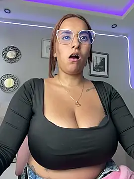 Snapshot of Seized_lust chatting on 10, 2, 2025 Seized lust online show from 10, 2, 2025