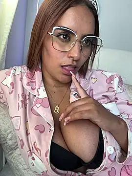 Snapshot of Seized_lust chatting on 13, 2, 2025 Seized lust online show from 13, 2, 2025