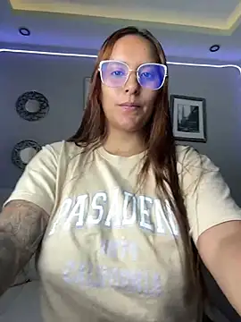 Snapshot of Seized_lust chatting on 25, 2, 2025 Seized lust online show from 25, 2, 2025