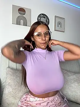 Snapshot of Seized_lust chatting on 5, 11, 2025 Seized lust online show from 5, 11, 2025