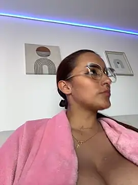 Snapshot of Seized_lust chatting on 15, 11, 2025 Seized lust online show from 15, 11, 2025