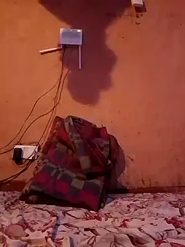 cute naimah online show from 24, 9, 2025