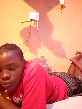 cute naimah online show from 10, 10, 2025