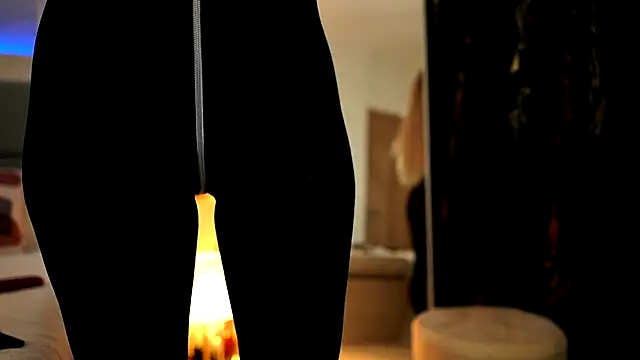 MiaCharm online show from 5, 11, 2025