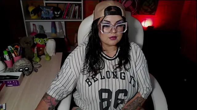 Snapshot of juliette_rd chatting on 21, 11, 2025 juliette rd online show from 21, 11, 2025