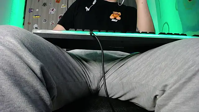 zacwatson  online show from 14, 1, 2025