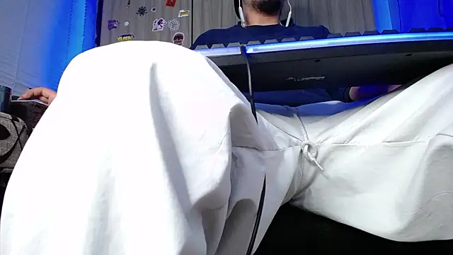 zacwatson  online show from 29, 1, 2025