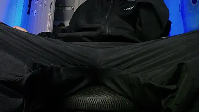 zacwatson  online show from 13, 2, 2025