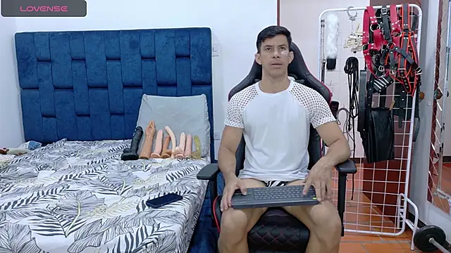 Snapshot of JoseRumbero26 chatting on 27, 9, 2025 JoseRumbero26 online show from 27, 9, 2025