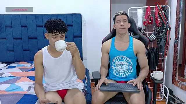 Snapshot of JoseRumbero26 chatting on 28, 11, 2025 JoseRumbero26 online show from 28, 11, 2025