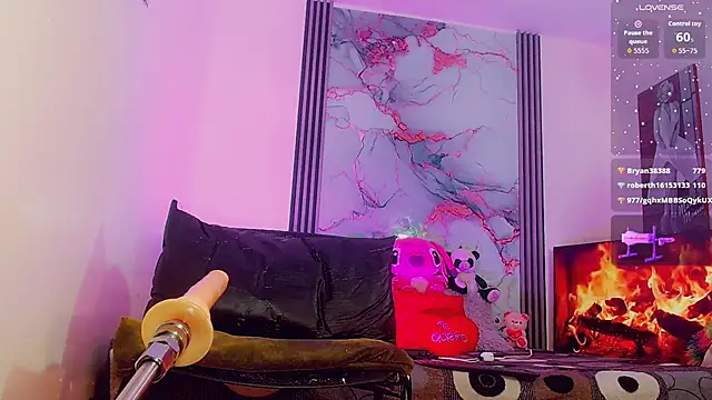  ChanellR  online show from 7, 10, 2025