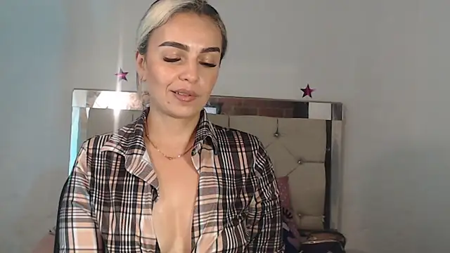 ashley  tylor online show from 23, 2, 2025