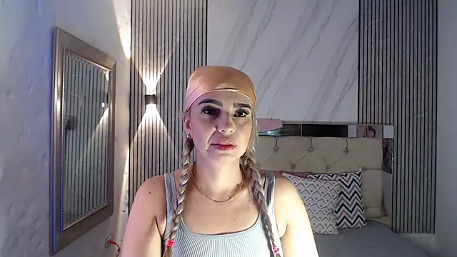 ashley  tylor online show from 4, 2, 2026