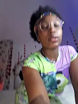 Snapshot of EmmaSanzz_ chatting on 10, 2, 2025 EmmaSanzz online show from 10, 2, 2025