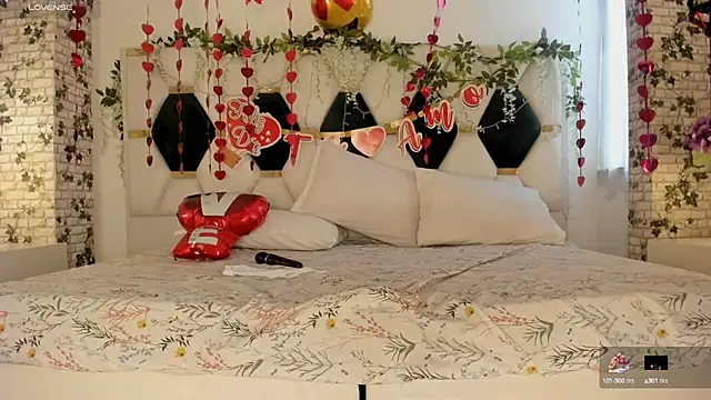 Snapshot of EmmaSanzz_ chatting on 21, 2, 2025 EmmaSanzz online show from 21, 2, 2025