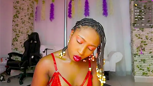 Snapshot of EmmaSanzz_ chatting on 4, 10, 2025 EmmaSanzz online show from 4, 10, 2025