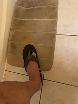 Snapshot of VFuck4U_xxx chatting on 22, 3, 2025 VFuck4U xxx online show from 22, 3, 2025