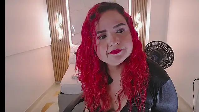 Mariana Rojas online show from 5, 4, 2026