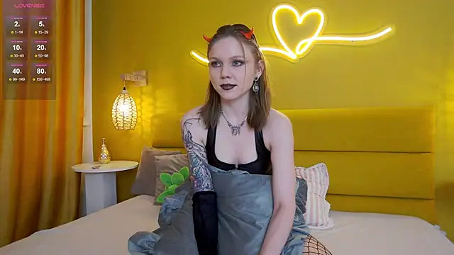 Snapshot of lessysweety chatting on 17, 1, 2026 lessysweety online show from 17, 1, 2026