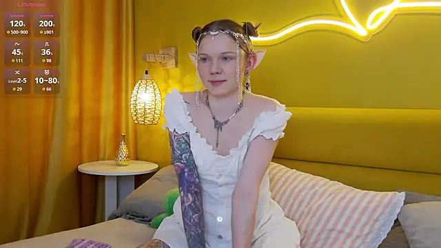 Snapshot of lessysweety chatting on 2, 3, 2026 lessysweety online show from 2, 3, 2026