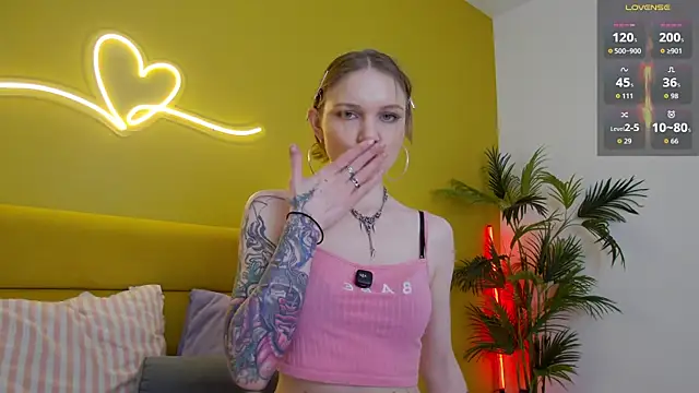 lessysweety online show from 22, 5, 2026