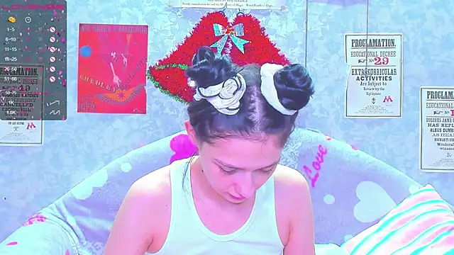 Vanessa Florence online show from 5, 1, 2025