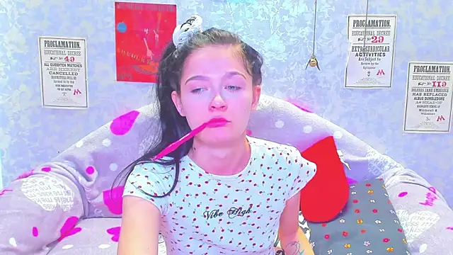 Vanessa Florence online show from 22, 2, 2025