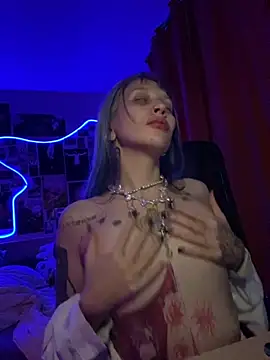 Dooubletroublee online show from 9, 11, 2025