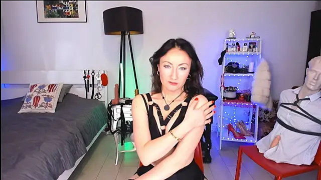 MissAliciaFD online show from 10, 2, 2025