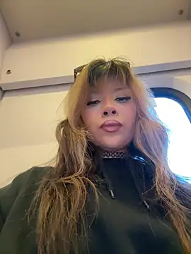 Snapshot of jackelinuh chatting on 5, 7, 2026 jackelinuh online show from 5, 7, 2026