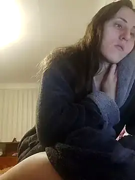 Snapshot of emeli_moon chatting on 30, 12, 2024 emeli moon online show from 30, 12, 2024