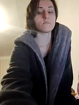 Snapshot of emeli_moon chatting on 10, 2, 2025 emeli moon online show from 10, 2, 2025