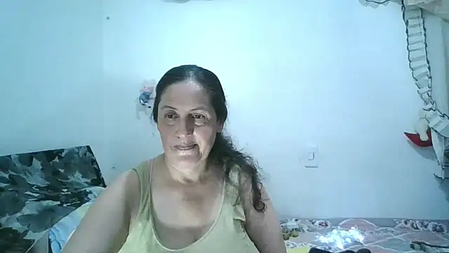 Snapshot of ximenajimenez chatting on 3, 12, 2025 ximenajimenez online show from 3, 12, 2025