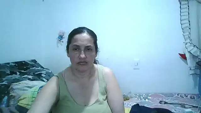 Snapshot of ximenajimenez chatting on 4, 12, 2025 ximenajimenez online show from 4, 12, 2025