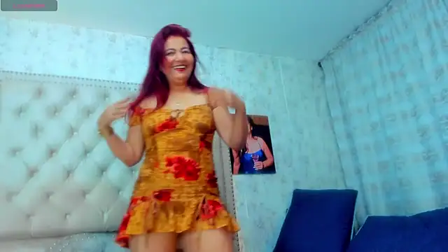 Victoriarouss- online show from 13, 10, 2025