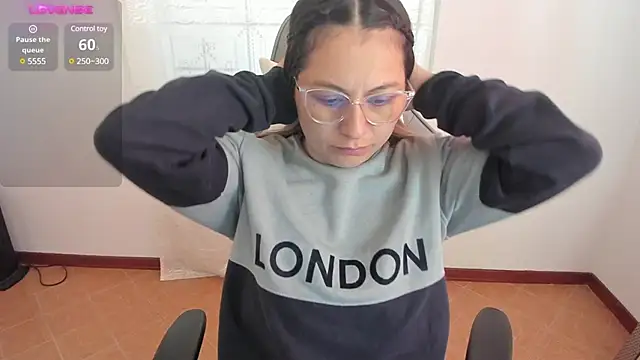 Snapshot of samantha__wilson chatting on 14, 12, 2024 samantha wilson online show from 14, 12, 2024