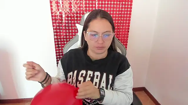 Snapshot of samantha__wilson chatting on 14, 2, 2025 samantha wilson online show from 14, 2, 2025