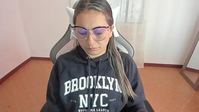 Snapshot of samantha__wilson chatting on 25, 2, 2025 samantha wilson online show from 25, 2, 2025